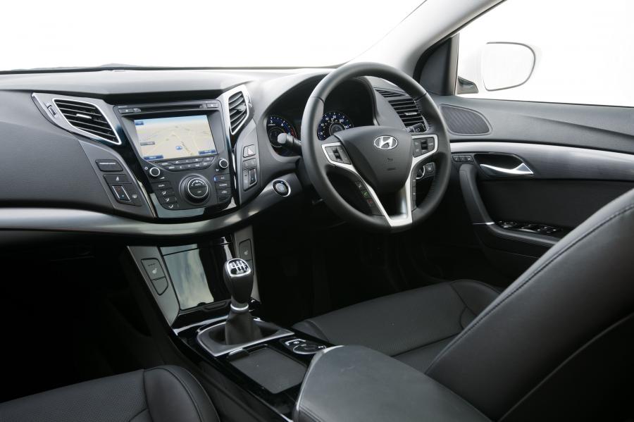  Hyundai i40 Station Wagon CRDi 2011 года  (UK) (фото 66 из 146)